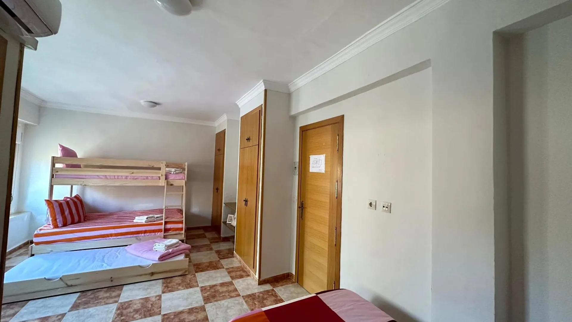Hostal J&C Olula del Río
